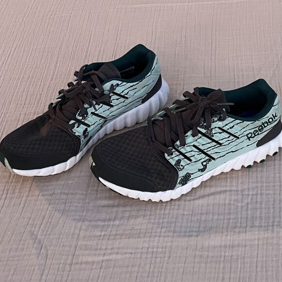 Reebok Shoes - Reebok Twistform Athletic Sneakers Black Mint Pattern Running Training Shoes 8.5